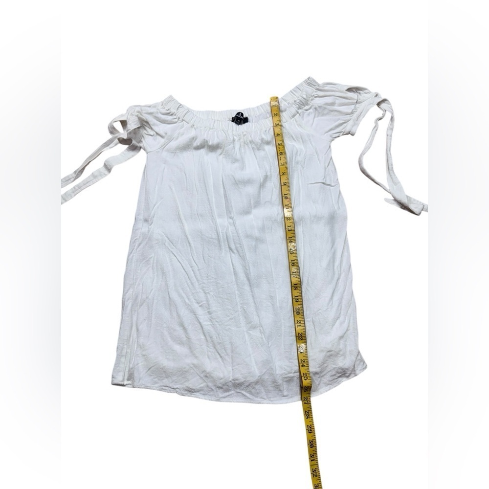 Lulus. White Blouse - Picture 9 of 10